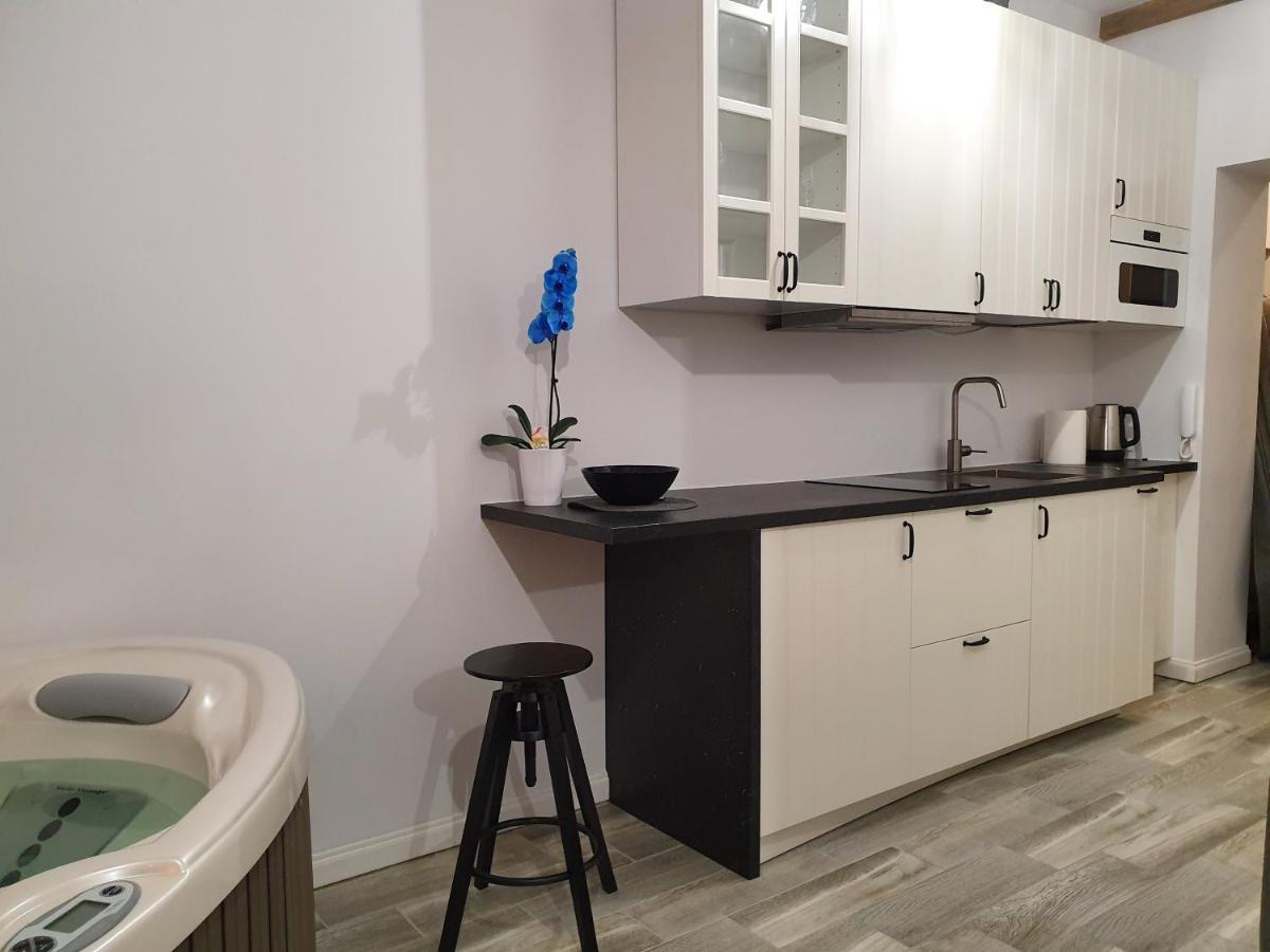 Apartamentai Su Jacuzzi Panevezys Luaran gambar